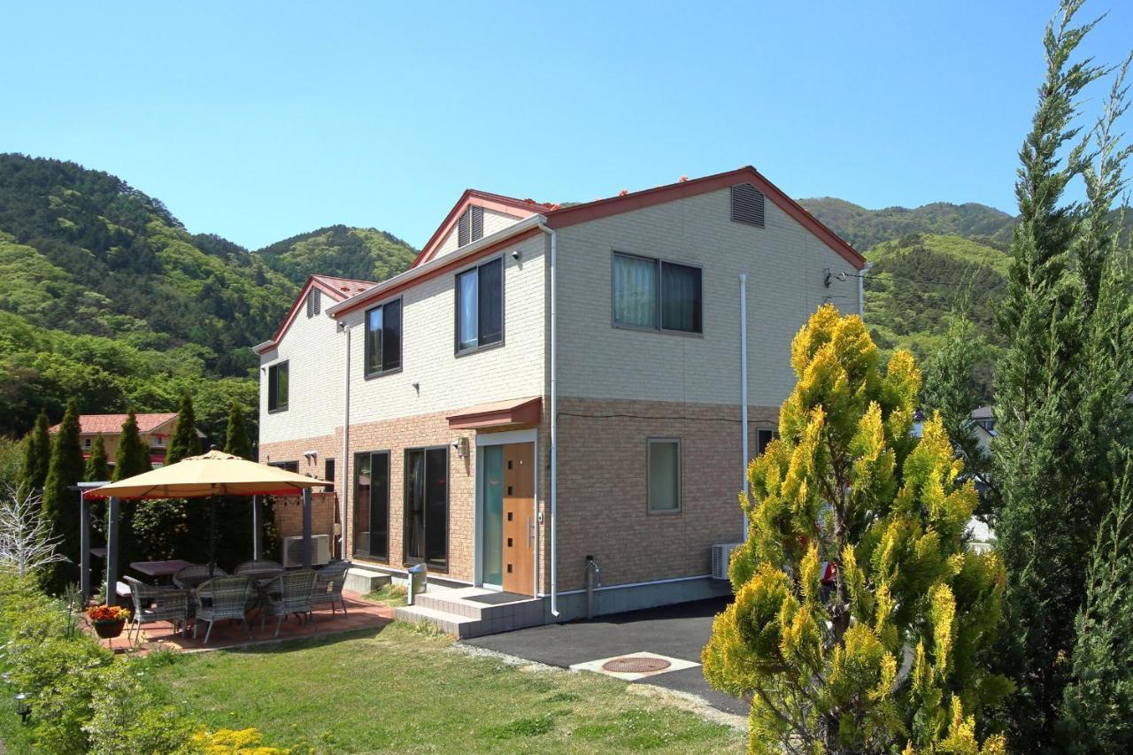 פוג'יקאוואגוצ'יקו Cottage Pastorale מראה חיצוני תמונה